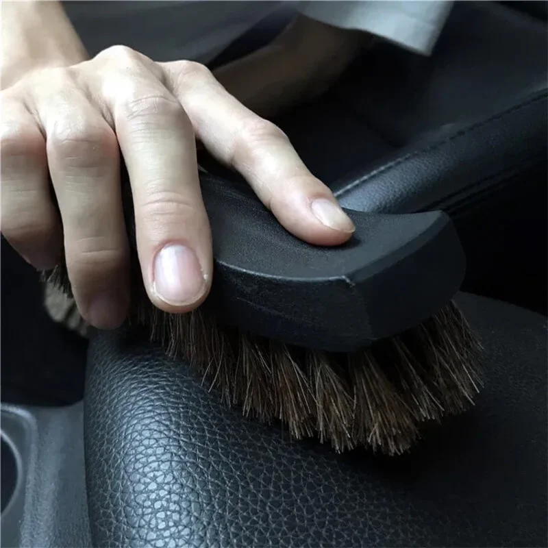 Щетка для чистки текстиля из к – обзор и цена Leather Cleaner Interior