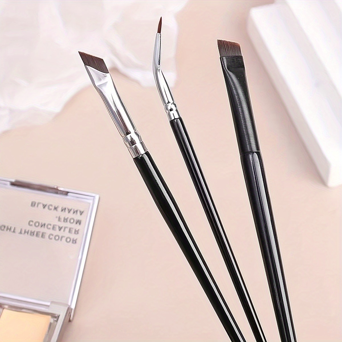 Набор из 8 кистей для макияжа: – обзор и цена Detailing Brush Set